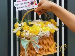 Giỏ hoa nến thơm vàng MV1